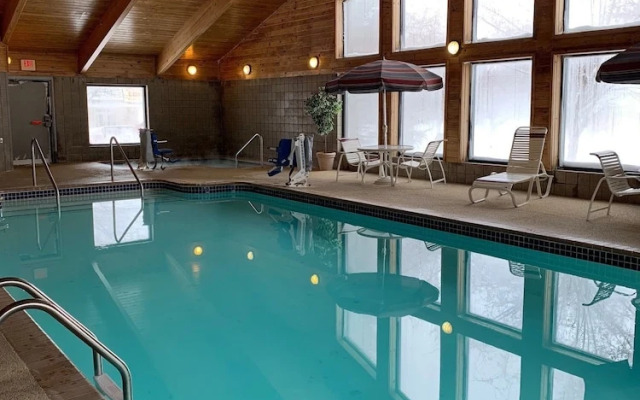 Americinn Hampton