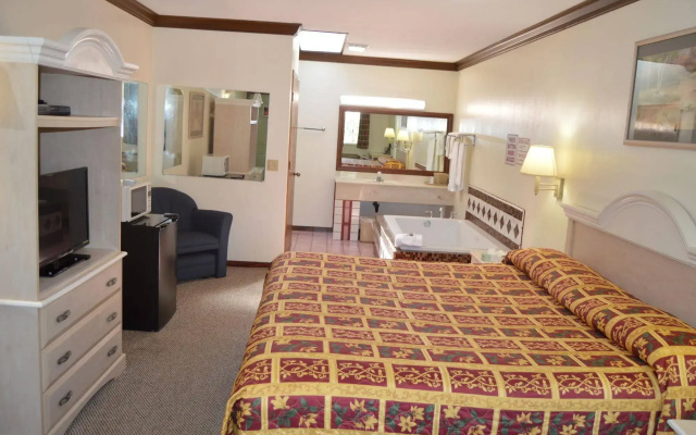 Economy Inn - Akron