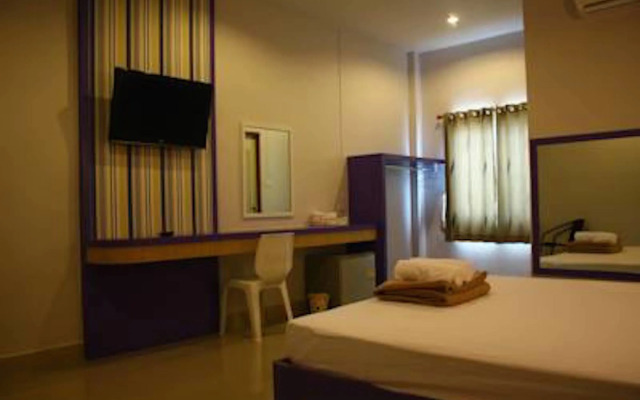 Sabai EZ Hotel