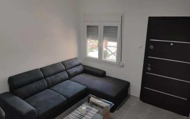Eleven And A Half apartments
