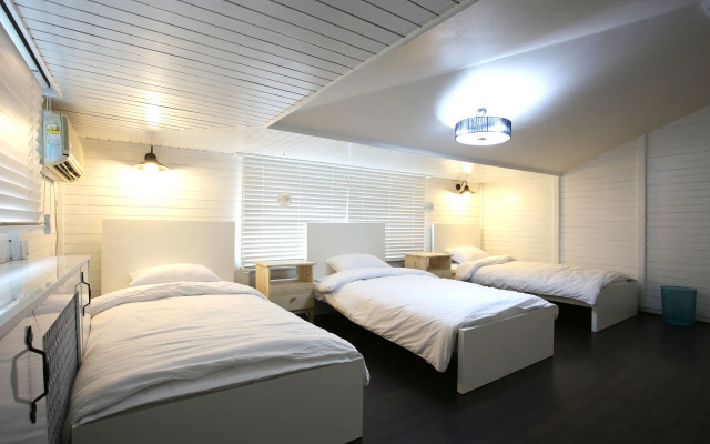 Dreamers Guesthouse