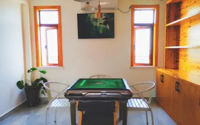 Pick Up the Light in Park Guesthouse
