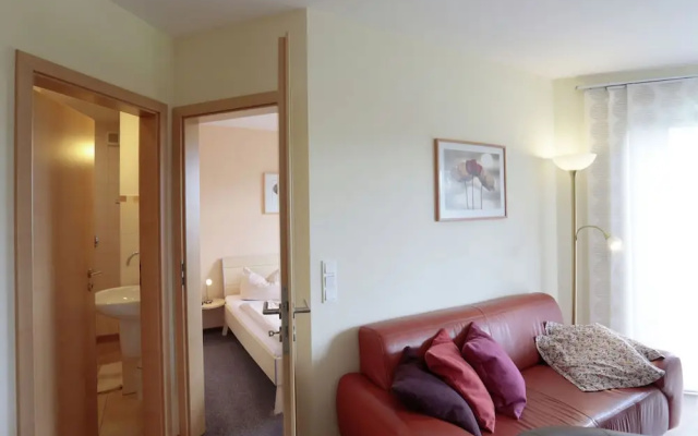 Charming Apartment in Düdinghausen With Terrace