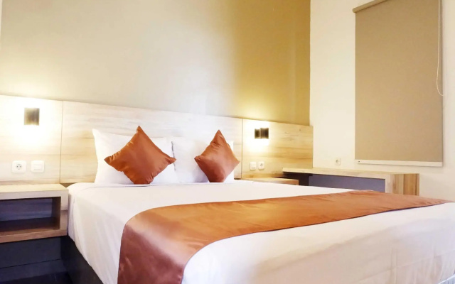 Sans Hotels Victory Semarang
