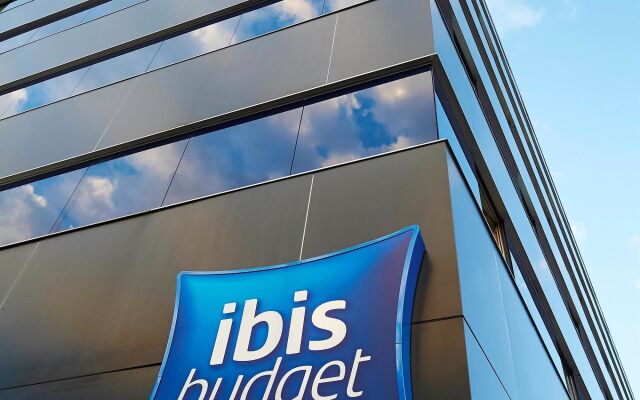 Отель ibis budget Zurich City West Швейцария, Цюрих - 1 отзыв об отеле, цены и фото номеров - забронировать отель ibis budget Zurich City West онлайн вид на фасад