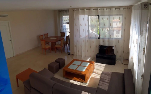 Penthouse Duplex In Sierra Cortina