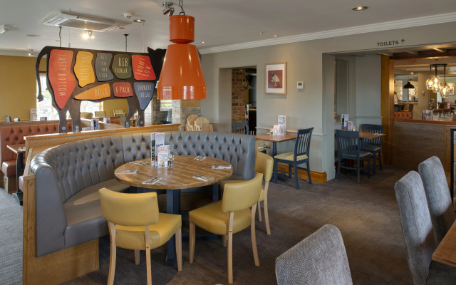Premier Inn Frome