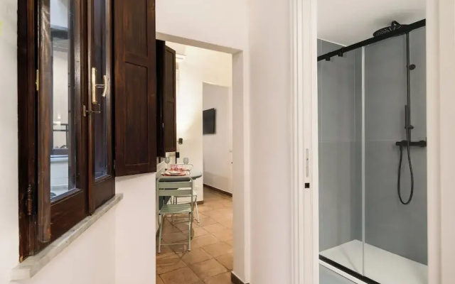 Elegant Apartment Minelli Navona by Ghor