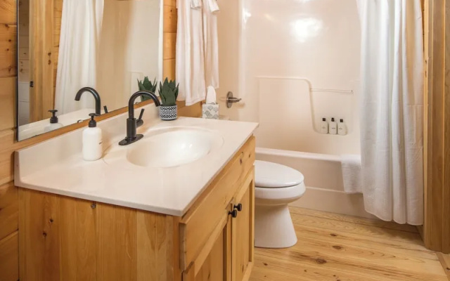 Red Feather Cabins 150
