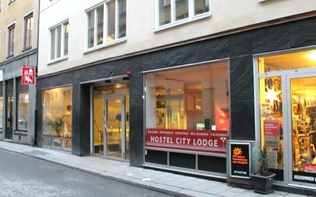 Отель City Lodge Stockholm вид на фасад