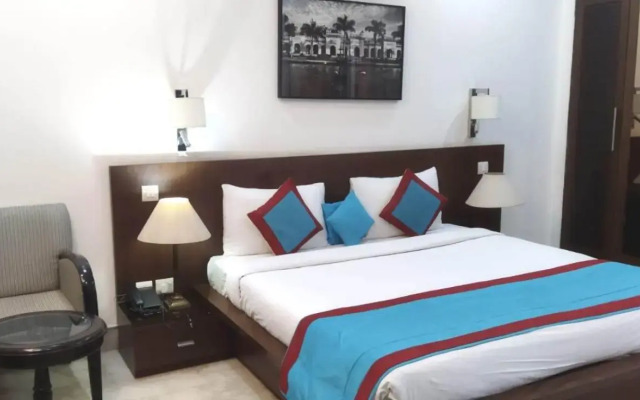 Evergreen Suites Defence Colony