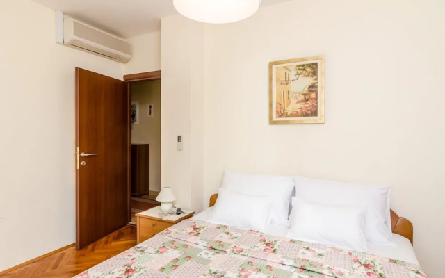 Apartment 4U