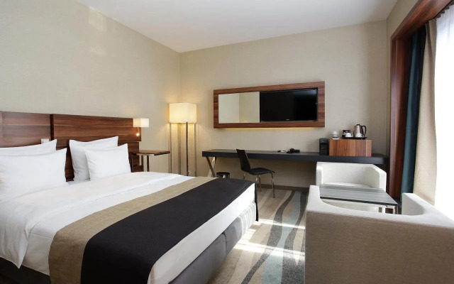 Warsaw Plaza Hotel