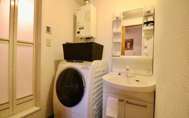 Viale Hiragishi Room105