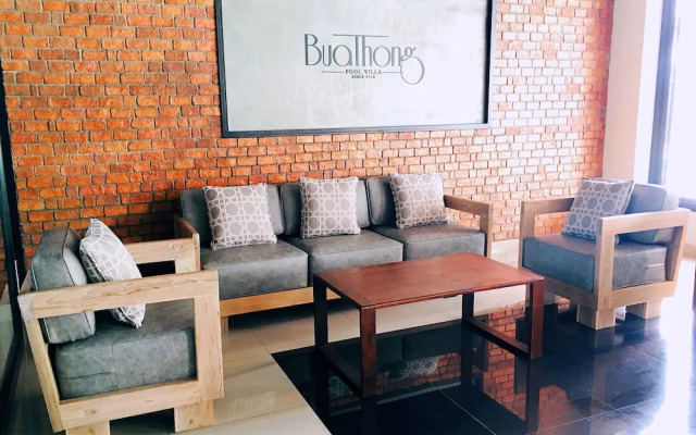 Buathong Pool Villa