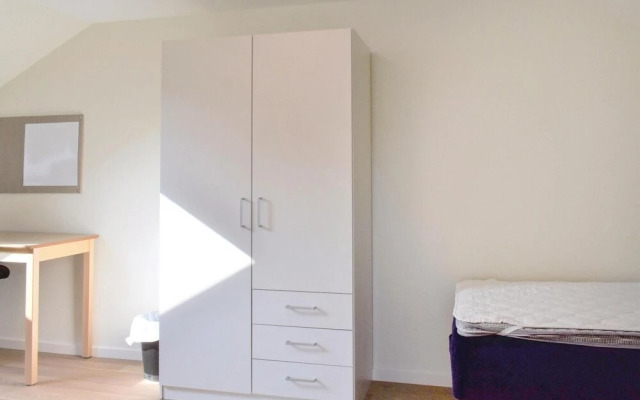 Beautiful Home in Tomelilla With 6 Bedrooms and Internet