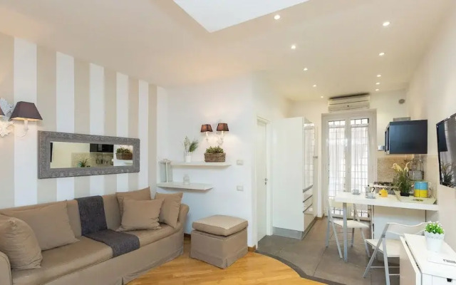 Rental in Rome Vittoria Apartment