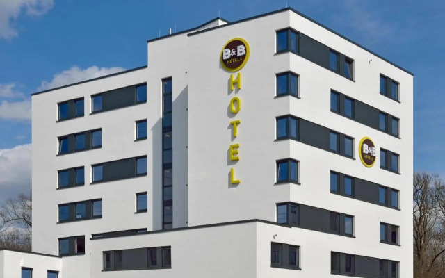 B&B HOTEL Stuttgart-Airport/Messe