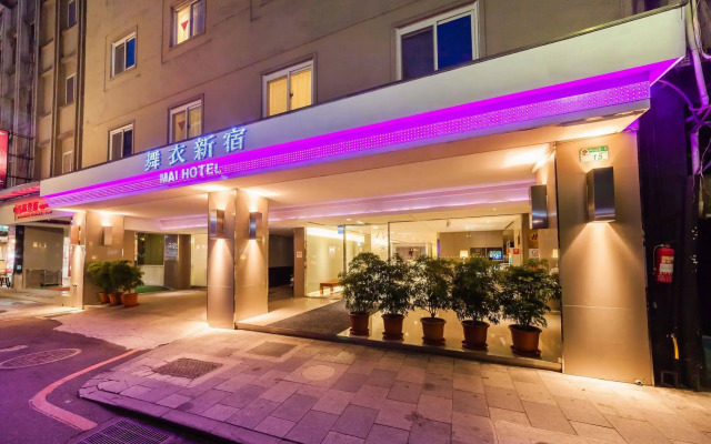 hotelImage
