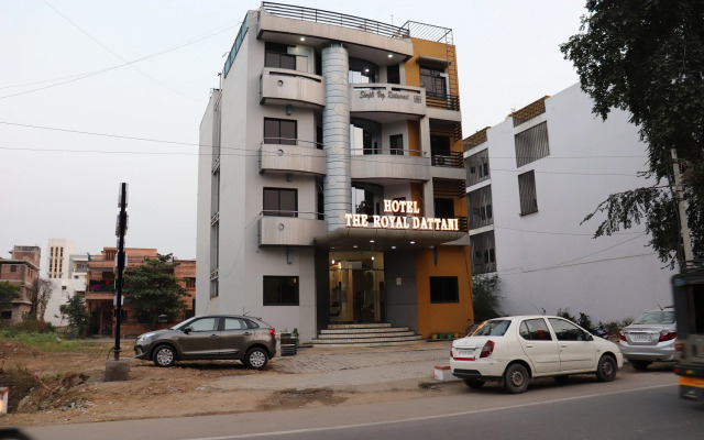 Hotel The Royal Dattani