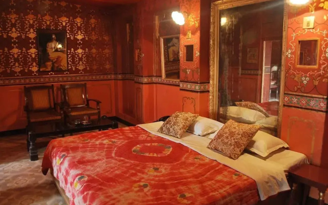 Hotel Bhairon Vilas