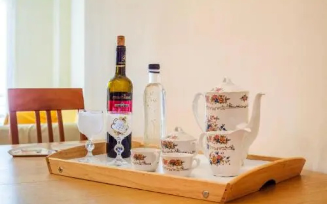 Athens Strawberry Studio - Cosy City Nest