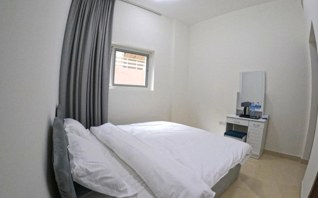 Karama Star Residence (Home Stay)