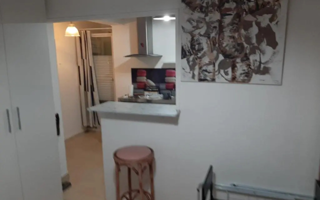 Studio charmant tout équipé