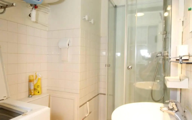 Appartement Balaruc-les-Bains, 1 pièce, 2 personnes - FR-1-553-99