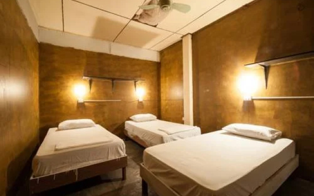 Phuket Ghetto Child Hostel