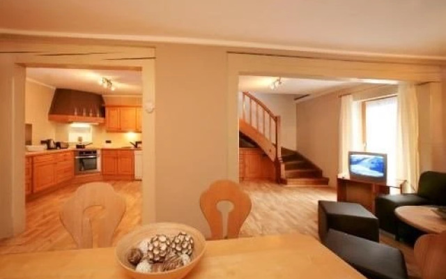 Penthouse White