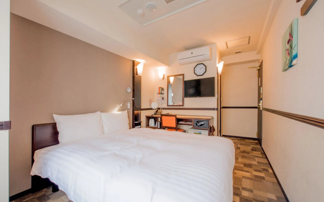 Toyoko Inn Shin Osaka Higashi Mikuni Station