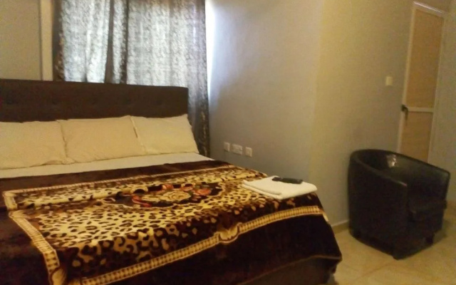 Hg Palace Lodge