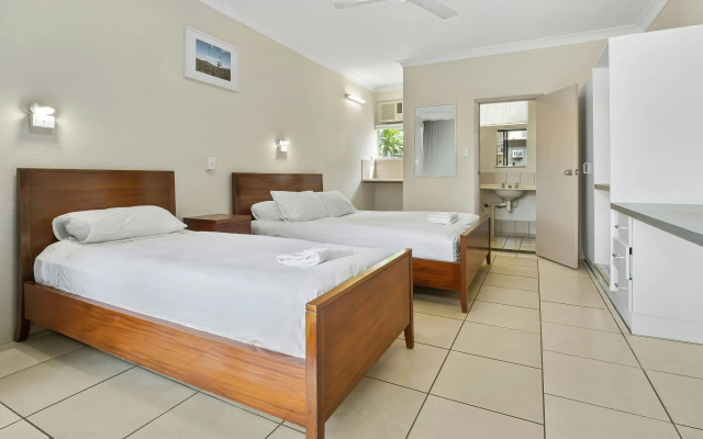 Hotel Tropiq