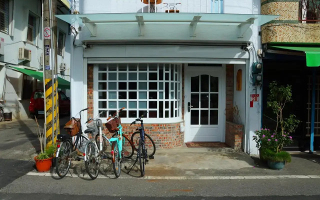 Little Time Guesthouse