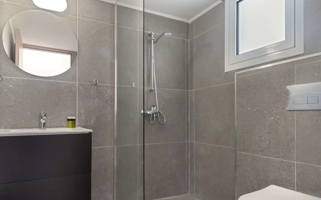 Phaedrus Living: City Breeze Residences Urbanity
