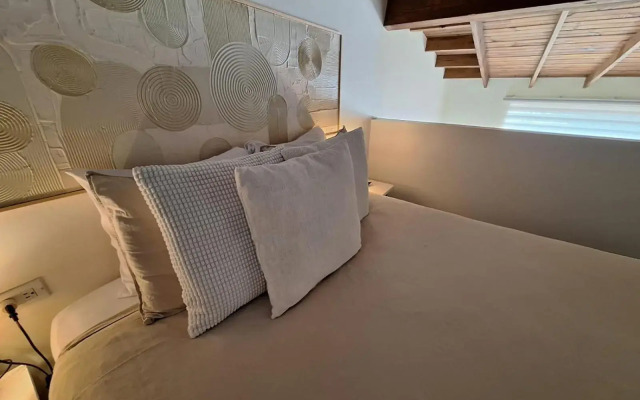 Anaté Beach Apartments, Mangel Alto