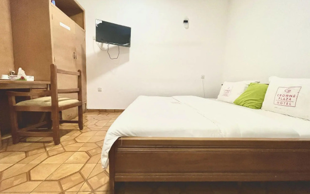 Crown Premier Hotel