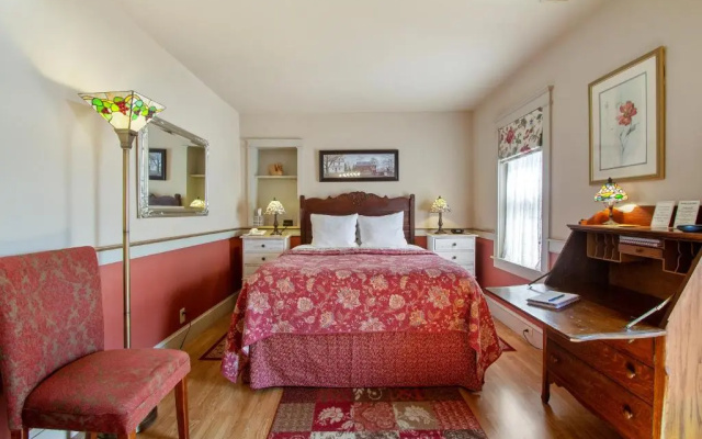 After Eight Bed and Breakfast