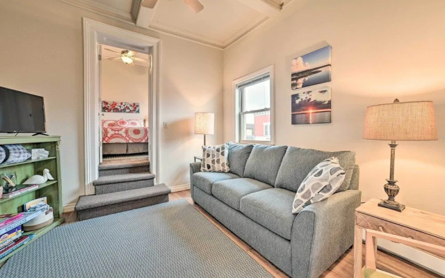 Downtown Loft Apartment, Steps to Riverfront!