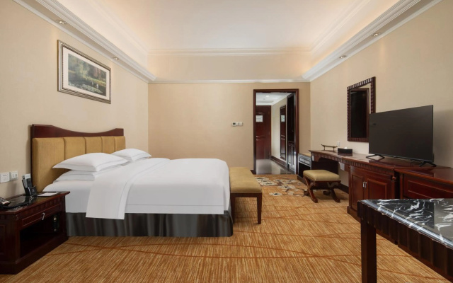 Guangzhou Phoenix City Hotel
