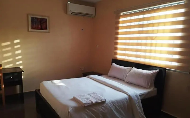 Omooke Hotel