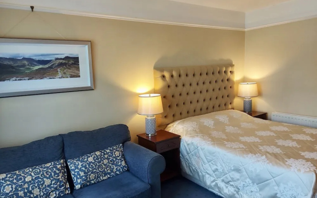 Belvedere Lodge