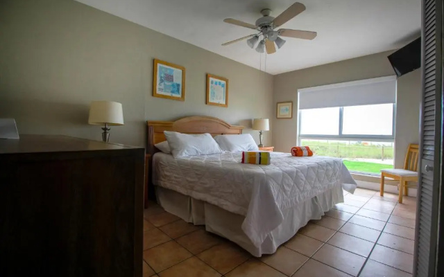 Shore View Hotel