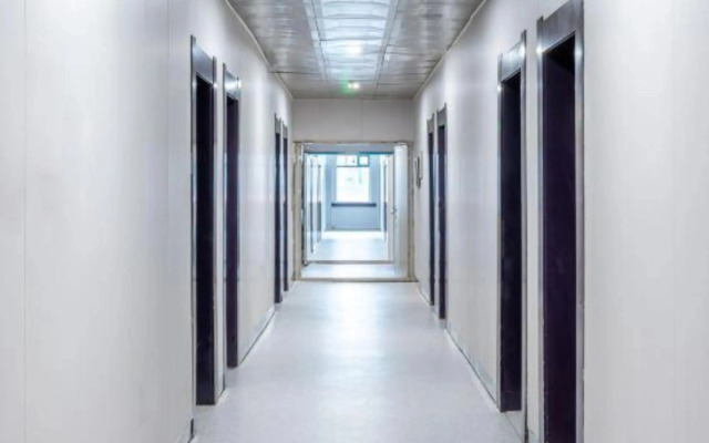 City 99 Fashion Hotel (Ergong Gymnasium Xinjiang University of Finance and Economics)