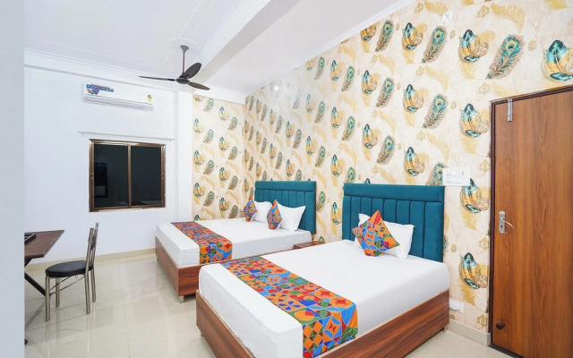 Fabhotel Budha Tree