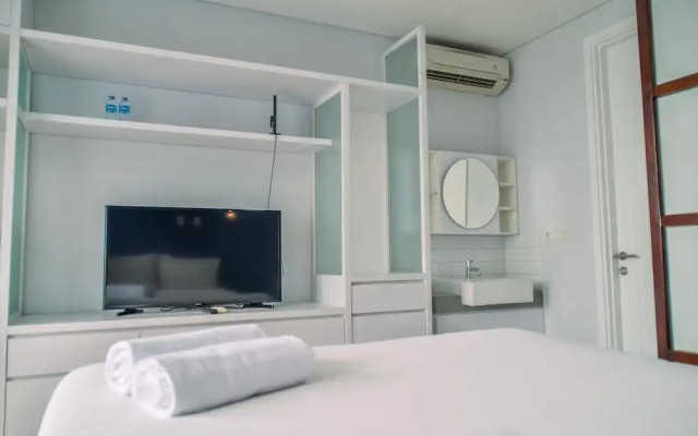 Nice And Cozy Studio At Paddington Heights Apartment