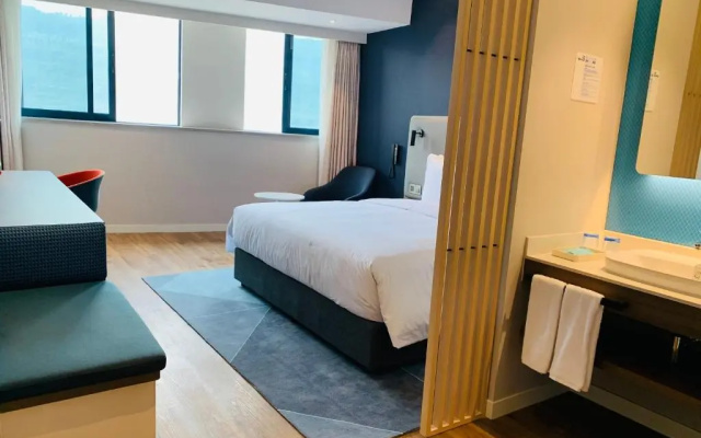 Holiday Inn Express Chongqing Airport Zone by IHG