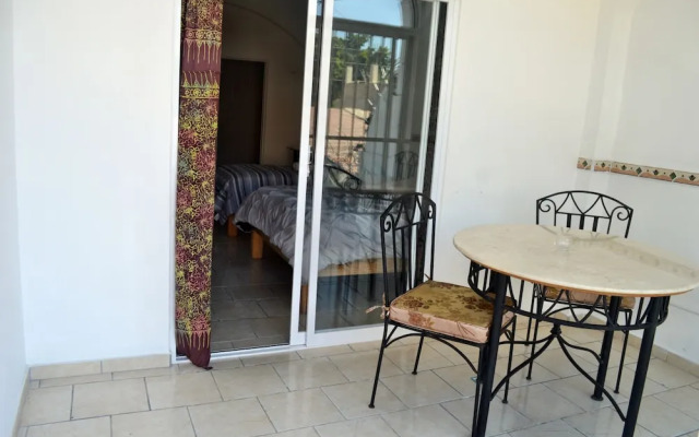 Alexandross Hostel BnB