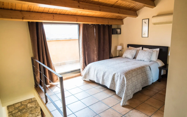 Urbi Apartments